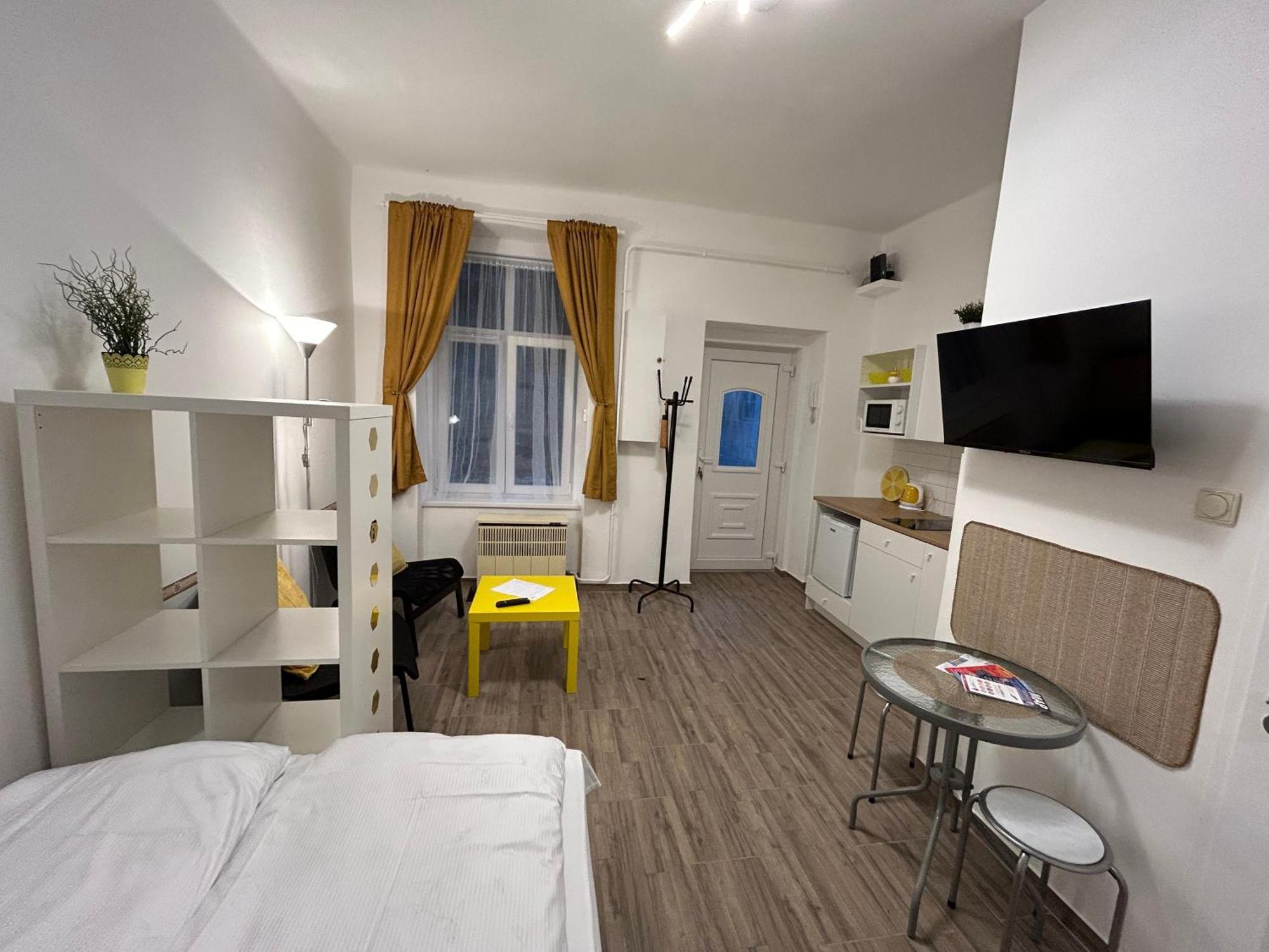 Central Boulevard Apartman Budapest Exterior photo